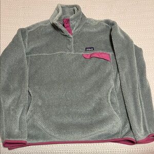 Patagonia Women's Gray and Pink Teddy Jacket